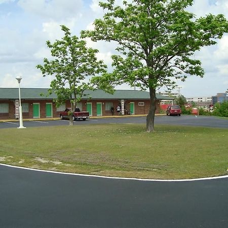 Town House Motel Tupelo Εξωτερικό φωτογραφία
