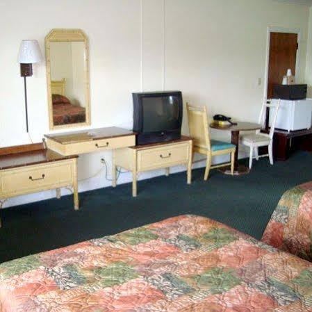 Town House Motel Tupelo Εξωτερικό φωτογραφία