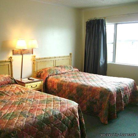 Town House Motel Tupelo Δωμάτιο φωτογραφία